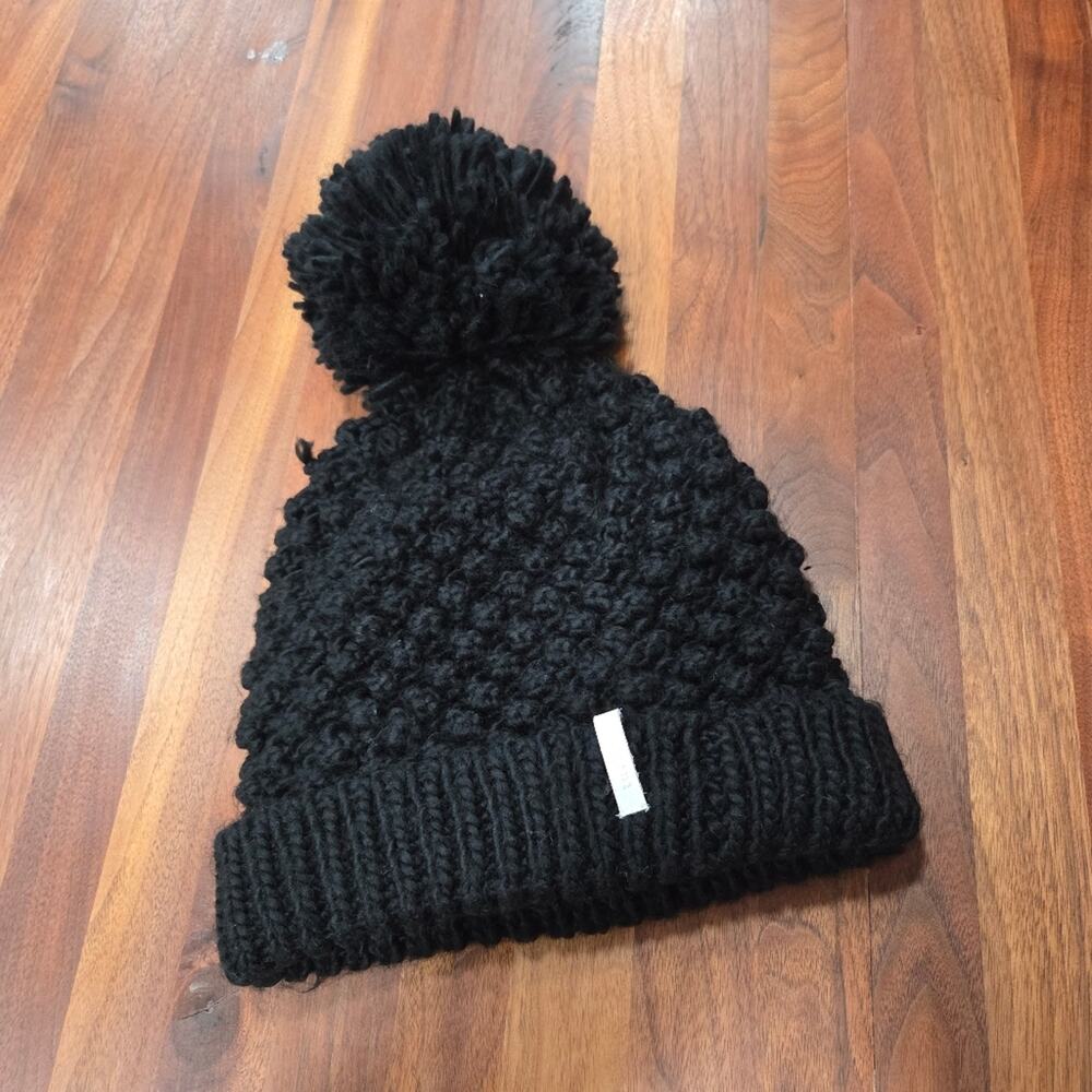 Turtle Fur Black Knit Pom-Pom Beanie Lined Size Adult - Picture 2 of 8